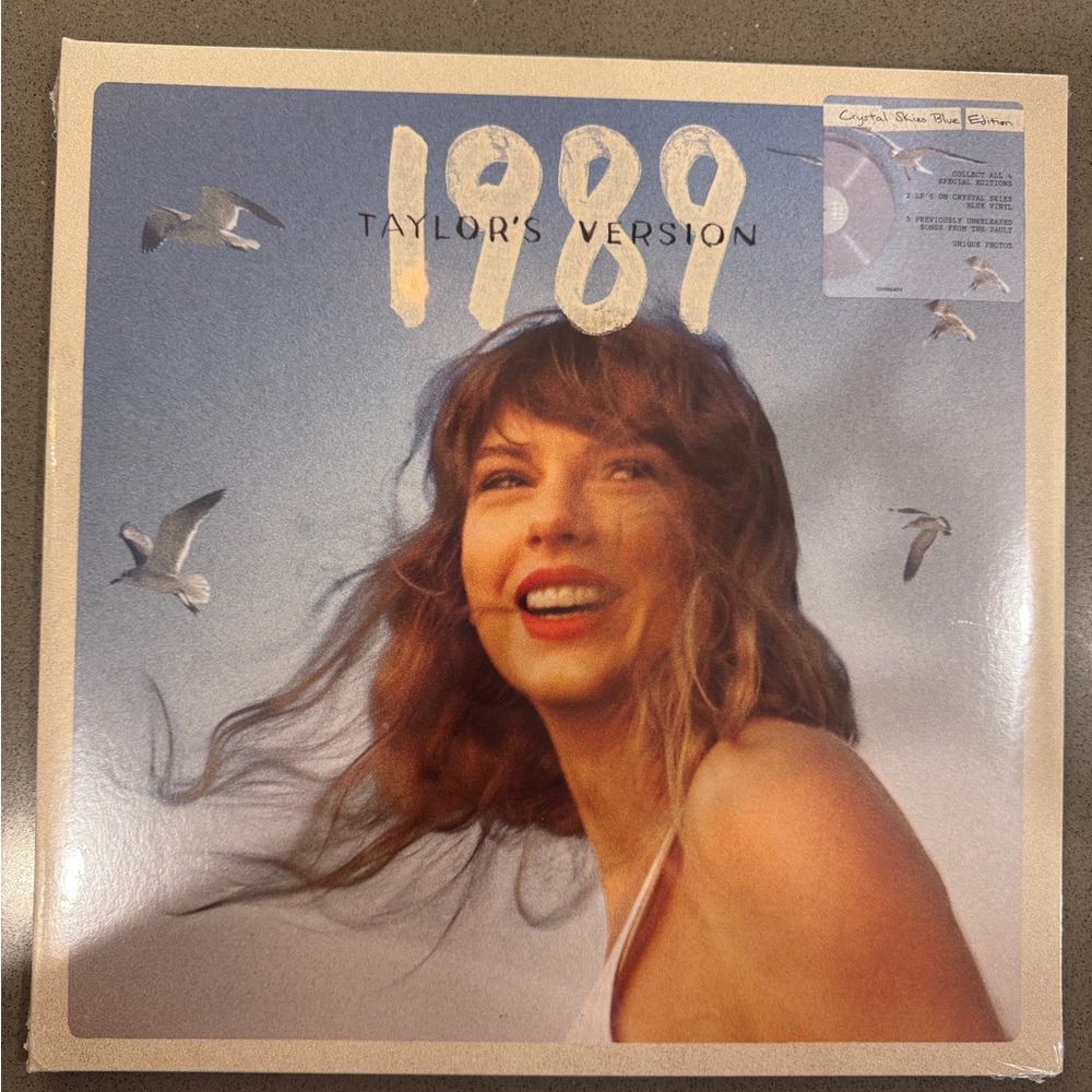 Taylor Swift 1989 Taylor's Version <Crystal Skies Blue variant> vinyl